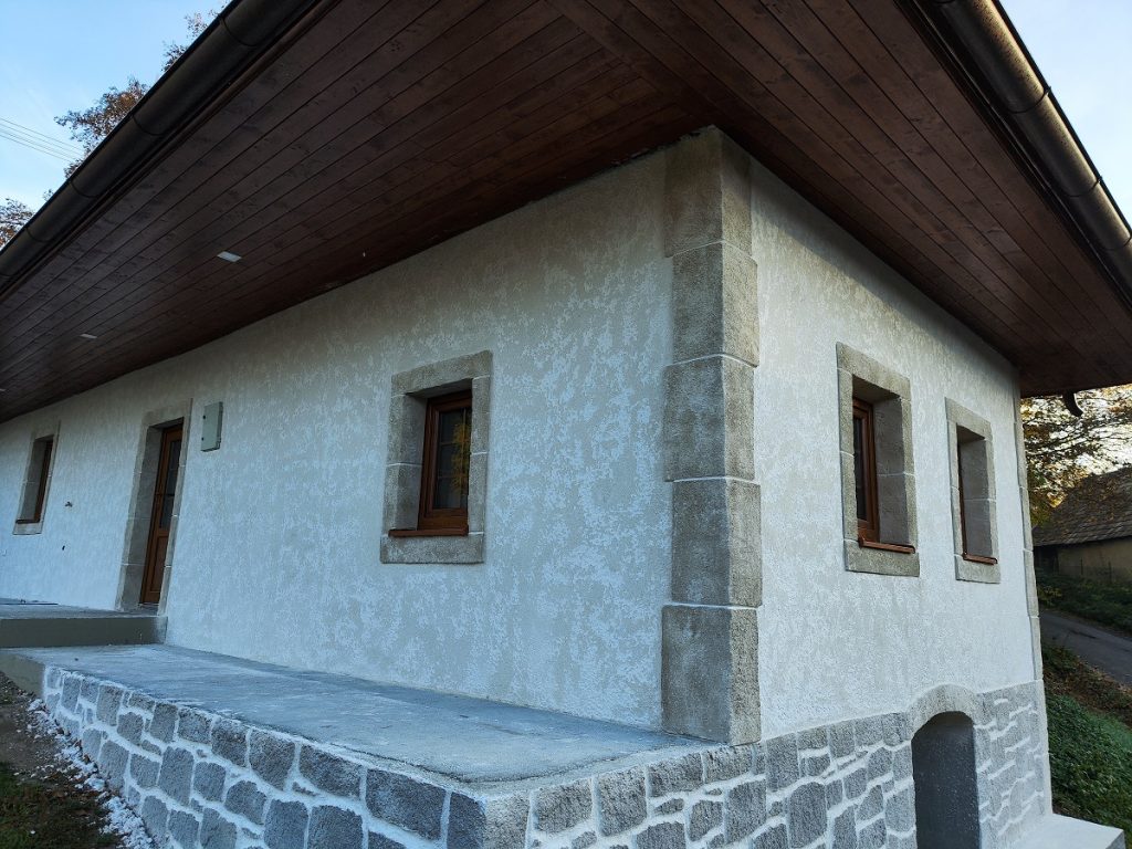 Decorative-stone-Marek-Ukrop-Cabradsky-Vrbovok-10.jpg